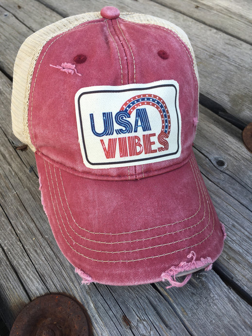 SALE USA Vibes- Red Vintage