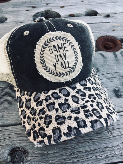 🚨OUT OF STOCK🚨Leopard Bill. Game Day Y’all