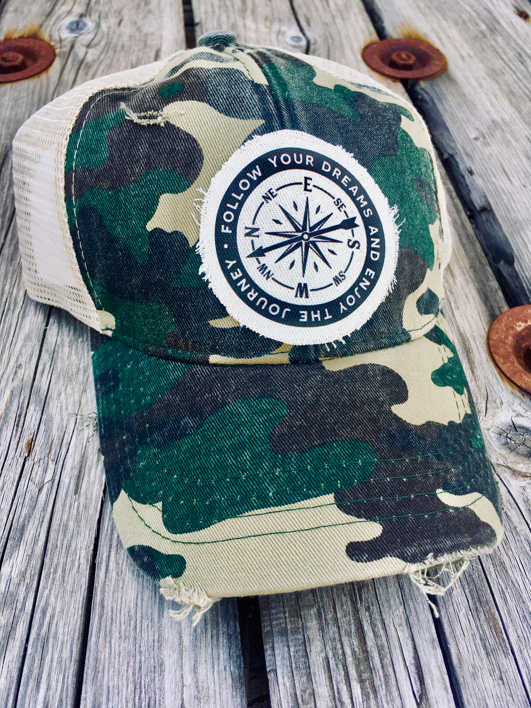 Compass Follow Your Dreams. Camo Unisex Hat